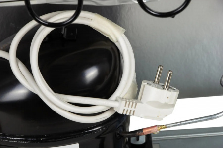 Морозильная камера Beko RFSK266T01W